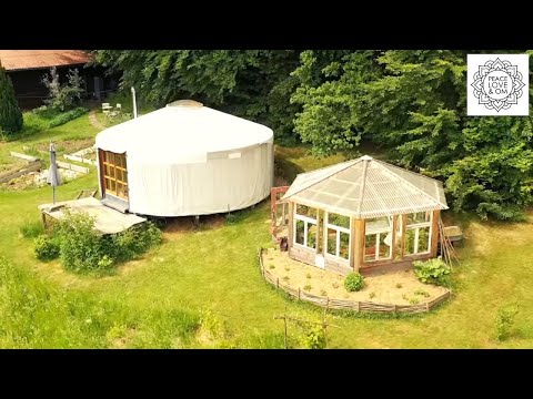 Tiny house en yurt midden in het Beierse Woud - Puria leeft de droom van zelfvoorziening