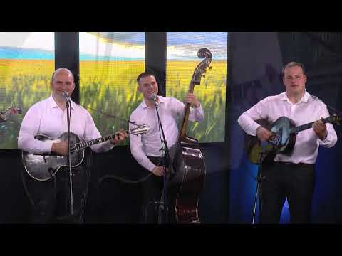 Tamburaški ansambl "Ruže" - Tamburasi moji svirajte mi vi