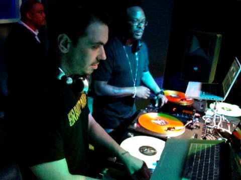 DJ AM AND DJ JAZZY JEFF AT AJA (TAMPA, FL) (PT. 1)