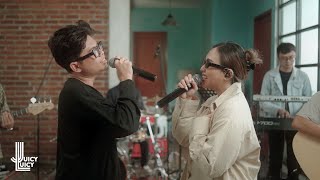 Download lagu Juicy Luicy feat. OKAAY - Tampar (Live Performance) mp3 Download lagu Juicy Luicy feat. OKAAY - Tampar (Live Performance) mp3