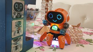 Download lagu Happy Robot. Emir's New Toy. Dancing Crab Robot. Robot Toy. mp3
