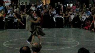 Mariano "Chicho" Frumboli Y Juana Sepúlveda en Sunderland 3 2009