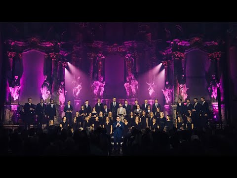 Jingle Bells (arr. Bob Chilcott) – VOCES8 & Bel Canto Choir Vilnius