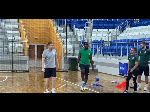 Продолжаем предсезонную подготовку, к команде присоединился Ивуарийский нападающий Янник Джилеру..