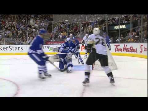 Gustavsson Makes a Monster Glove Save - Oct 29th 2011 (HD)