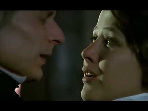 Sophie Marceau La Note Bleue 1991