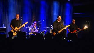 The Smithereens - Drown in my own years