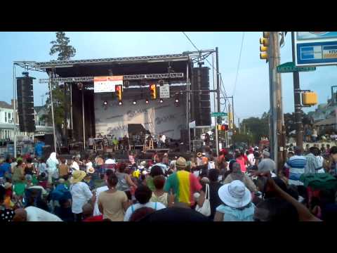 Jeffrey Osborne Live - Only Human, Back in Love