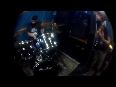 Bloodshed party gore @Blues sala 5/11/16(villaxabandonoxgalvez)