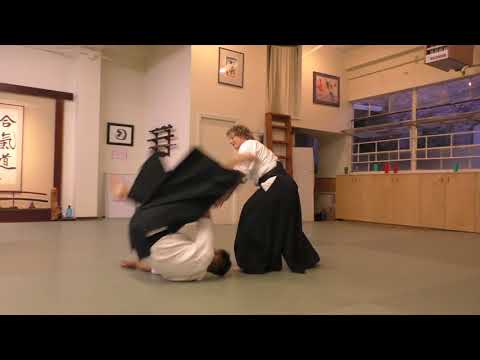 Kayla Feder Sensei throwing César San Miguel in soft highfalls