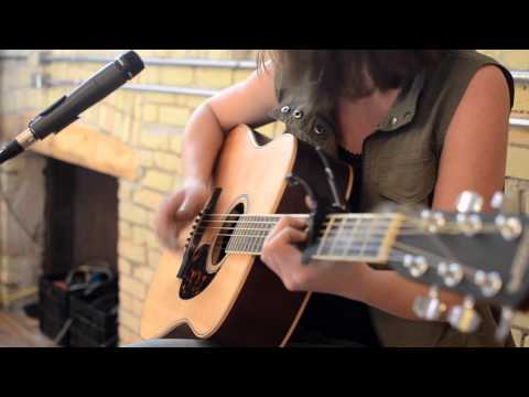 Steph Cameron – Goodbye Molly – Winnipeg Folk Fest Sessions