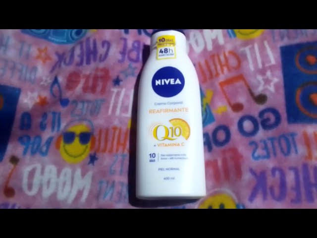 Vídeo relacionado con NIVEA Q10 Crema Reafirmante Antiarrugas para Cuello y Escote (200 ml), crema hidratante corporal 72h con Creatina y Provitamina B5, para una piel más firme y arrugas reducidas en 14 días