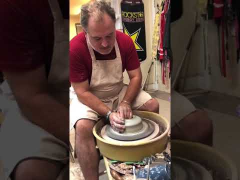 Pottery Central - How to Create Agateware or “Swirly Pots”