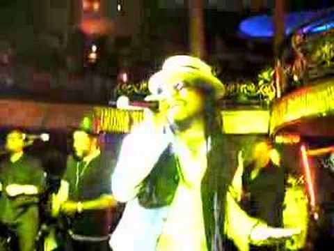 ub40/maxi priest - I shot the sheriff (cafe de paris)