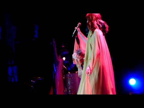 Florence And The Machine - Heavy in Your Arms (Greek Theater, Los Angeles CA 6/13/11)