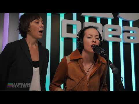 Alex Lilly ft. Inara George - Firefly (Live) on WE FOUND NEW MUSIC with Grant Owens