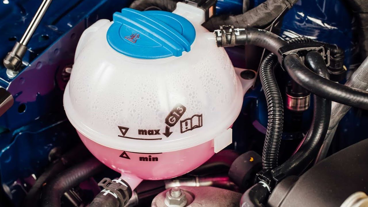 Fuite liquide de refroidissement ( SOLUTION )Coolant leak Volkswagen (SOLUTION)