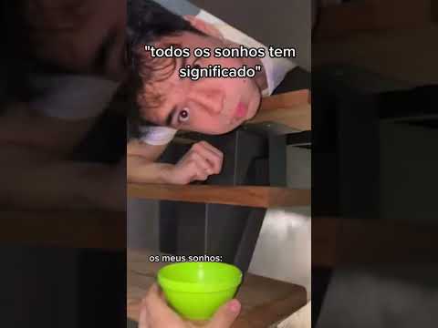 WHEN YOU HAVE A DREAM THAT MAKES NO MEANING 😹 LOL