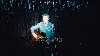 Musik-Video-Miniaturansicht zu Love is Selfish Songtext von Jack White