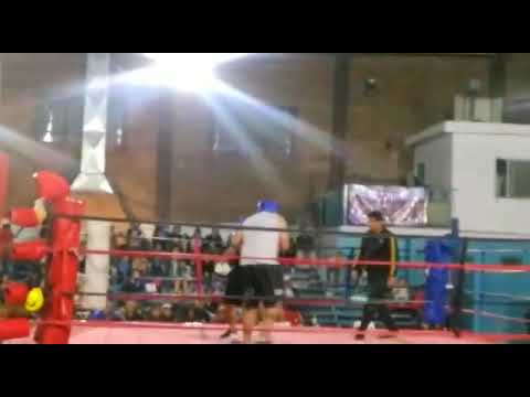Jonathan pelea amateur.
