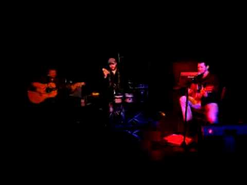 Šťastní a Veselí - Uteču s vodou