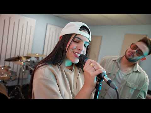 BACANOS Y ATINA – ERES MI VIDA