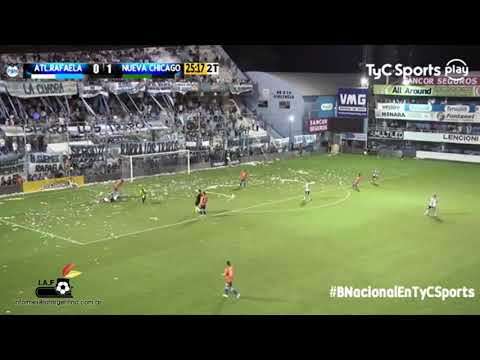 A.Rafaela vs Nueva Chicago. Falta física y discipinaria. Penal y tarjeta amarila. R12.