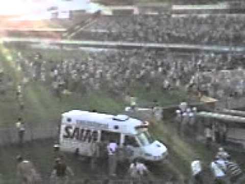 Ponte Preta 4 x 1 ABC - 19/11/11 - A Macaca está de volta a série A!