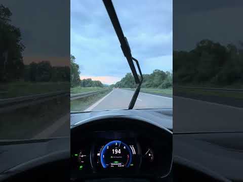 Renault Megane IV Grandtour 1.5 BlueDCI 115 Top Speed