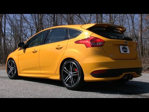 Pure Sound: Tuned 2015 Ford Focus ST - Start Up, Revs & Acceleration