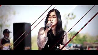 Download lagu Berbeza Kasta voc. Nadia Ulfi xpozz mp3