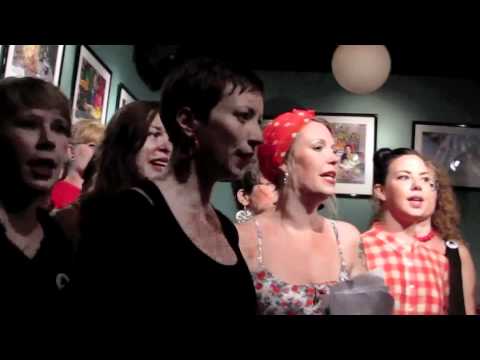 Slynkören på L'assassino - Freaks