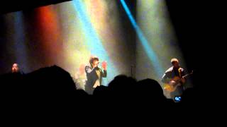 Alex Hepburn - Live at Le Trianon (Paris) - 23.03.14 - Bang Bang + Bad Girl