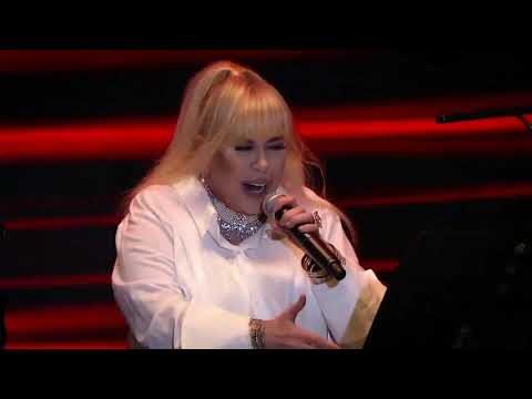 Zerrin ÖZER - Gülüm (Efsane Yorum)