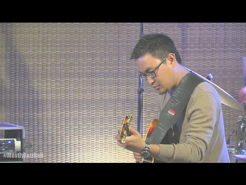 Indra Lesmana Trio ft. Andien - Corcovado @ Mostly Jazz in Bali 22/05/16 [HD]