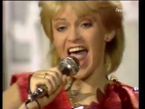 Doris D. And The Pins - Dance On