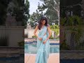 How To Walk Down Stairs In A Saree Like A Pro