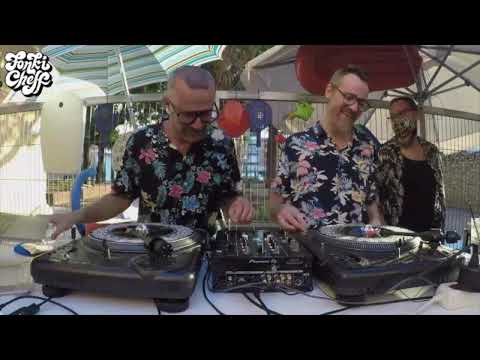 All vinyl 45s Acid Rumba, Ye-ye, Oddities, Oldies El Niño Alcalino vs Fonki Cheff  Benicarló