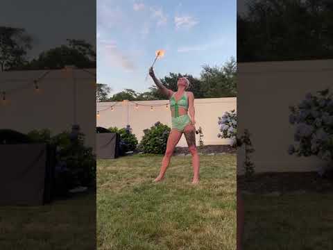 Promotional video thumbnail 4 for Tini.Cirque