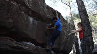 Video thumbnail de El desrodillador, 6b+. Albarracín