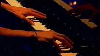 Vega - India - Directo Gran Teatro Córdoba 2004