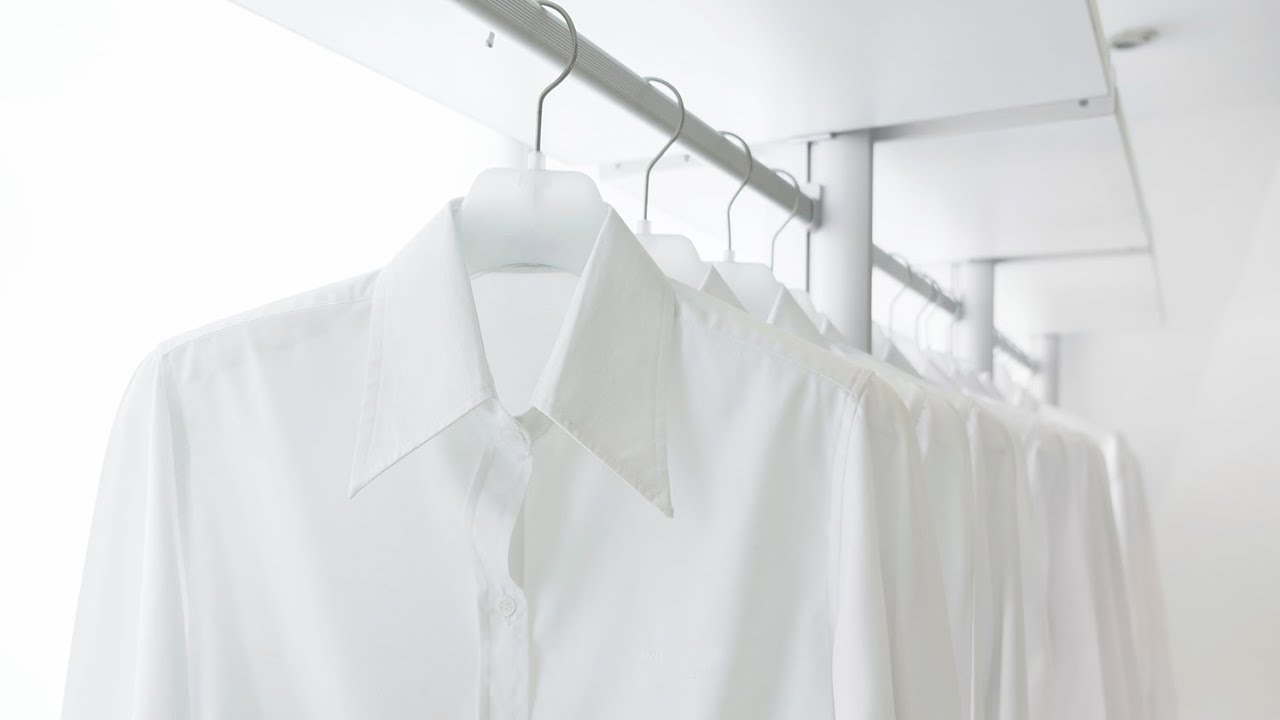 ¿Qué significa soñar con ropa blanca, clara