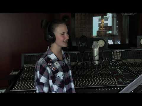 Malwina Ciesielska - Chasing Pavements (Adele)