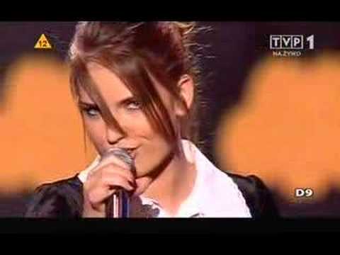 Nina Kodorska - "Moknie w deszczu diabeł"