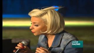 Model &quot;Değmesin Ellerimiz&quot; Live Performance