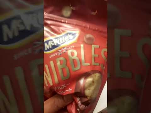 asmr nibbles chocolate #asmr #satisfying #viral #food #chocolate #nibbles #shorts #asmrsounds