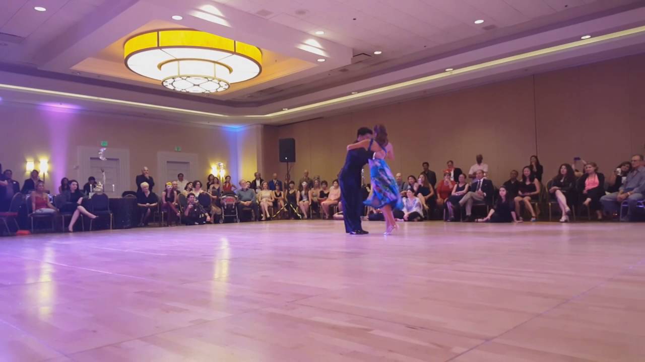 Sebastian Achaval and Roxana Suarez 084