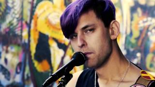 Dude York - Twin Moons (Live on PressureDrop.tv)