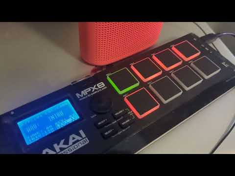 AKAI MPX8 SD Sample Pad Video (Intro for  setlist)