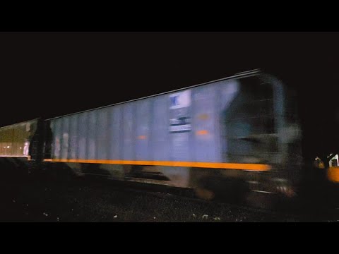 [4K] Lindo, variado y colorido tren vacio de NCA pasando por Marcos Juárez rumbo al oeste!!!!!!
